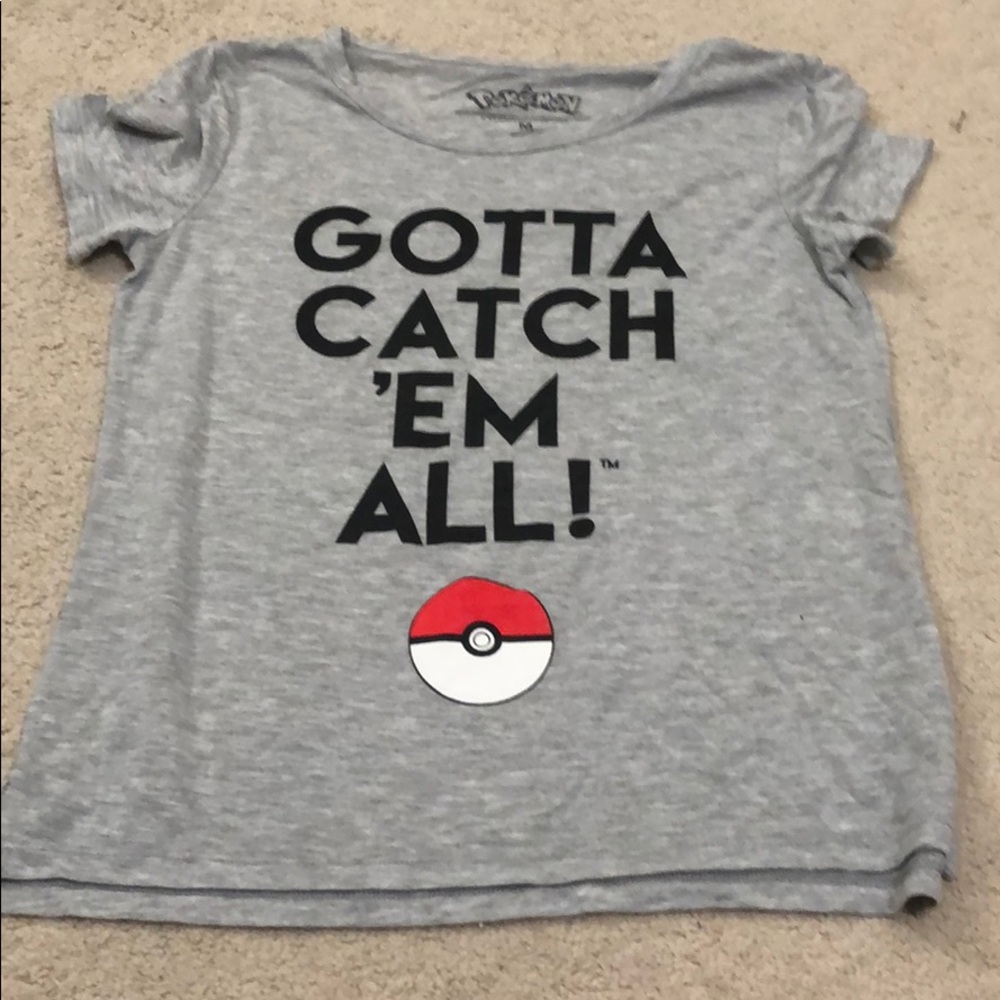 - Pokémon t shirt